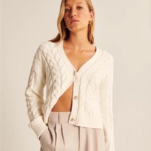 Abercrombie & Fitch Chenille Cable Knit Sweater Cardigan